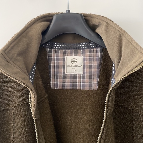 Brown Fleece Field & Stream Jacket - Picture 2 of 3